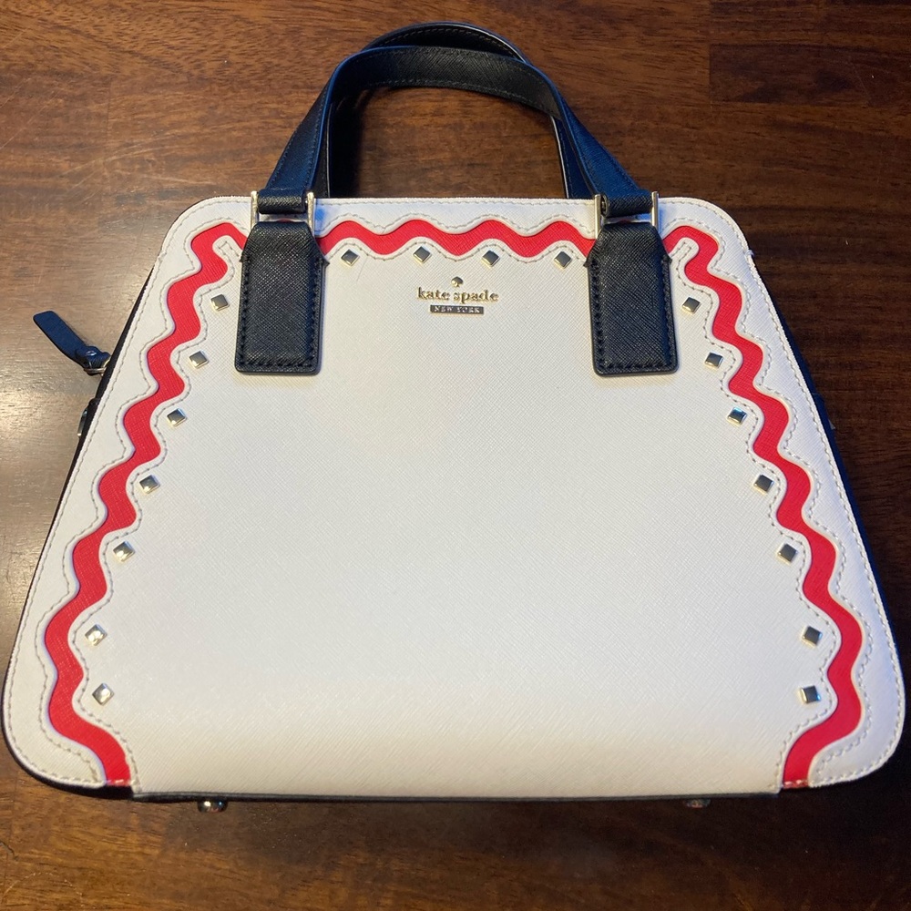 Kate Spade EUC Tote with crossbody strap